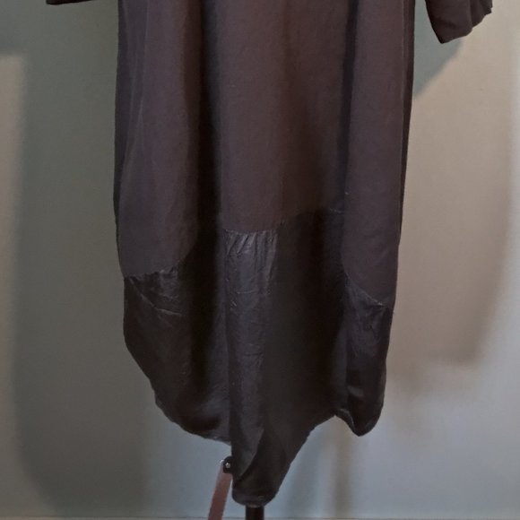 Hebbeding Dress - Picture 4 of 7